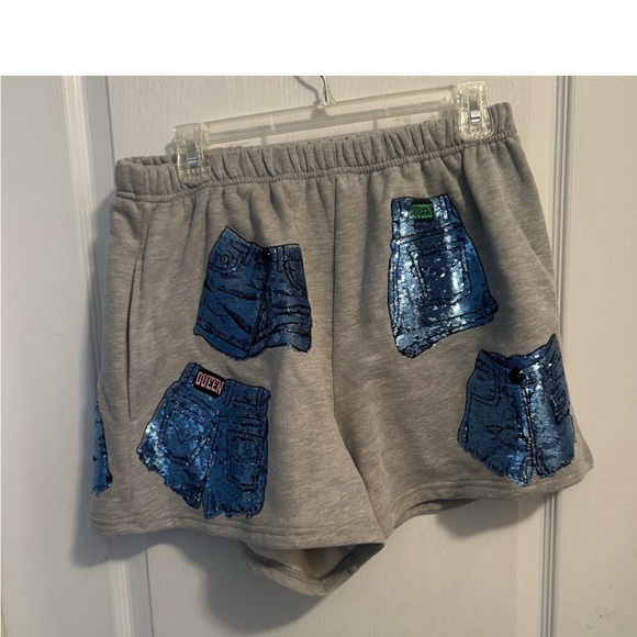 QUEEN OF SPARKLES Gray Sweatshirt with Blue Sequin Shorts Design - Picture 5 of 6